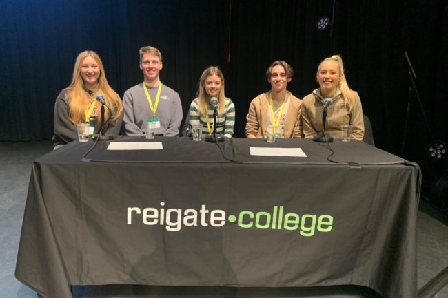 Former students taking part in a Q&A session at the MVD applicants event