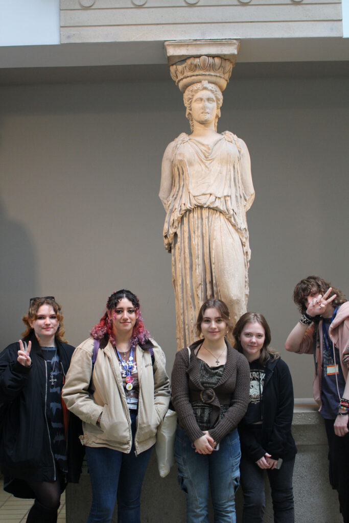 Students with Cayatid