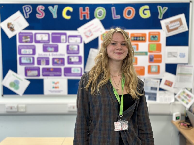 Flo R awarded as runners-up in the 2024 Oxford Scientist Schools Science Writing Competition