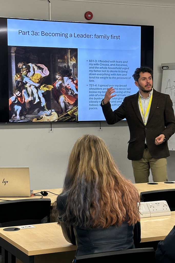 Guest speaker Andreas Gavrielatos from the University of Reading presenting to the students