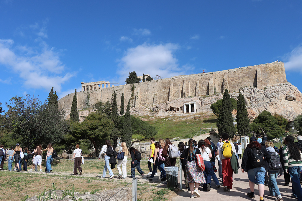 Students approaching the Acropolis